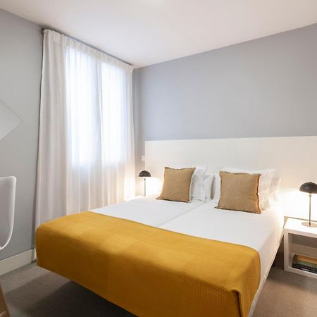 8Rooms Madrid Exterior photo