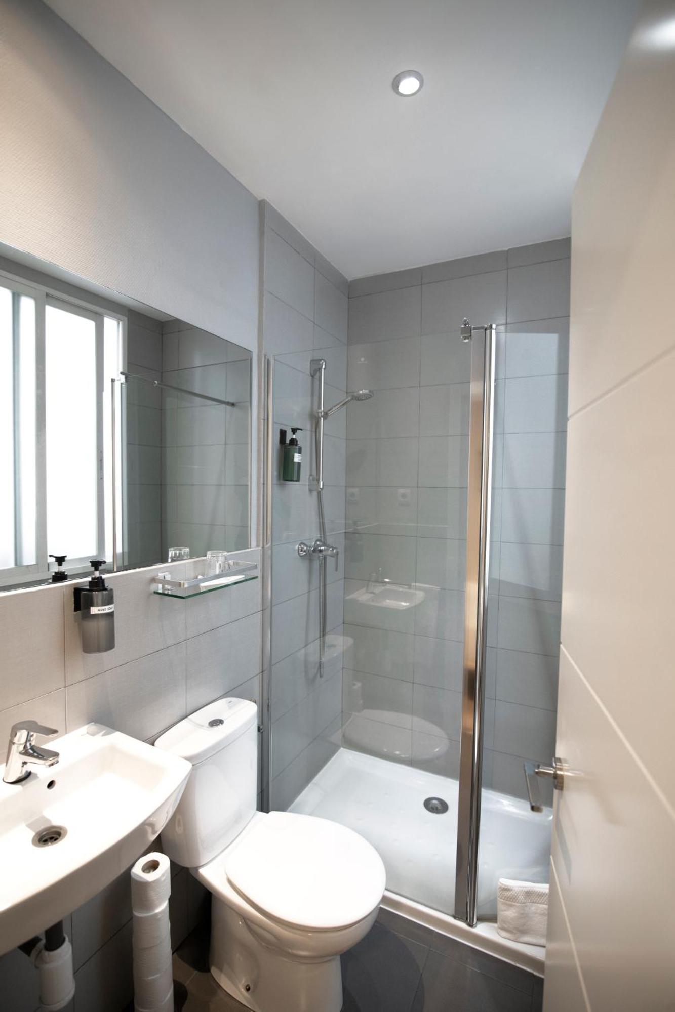 8Rooms Madrid Room photo
